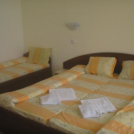 Семеен Хотел Атива - Family Hotel Ativa Lozenets Extérieur photo