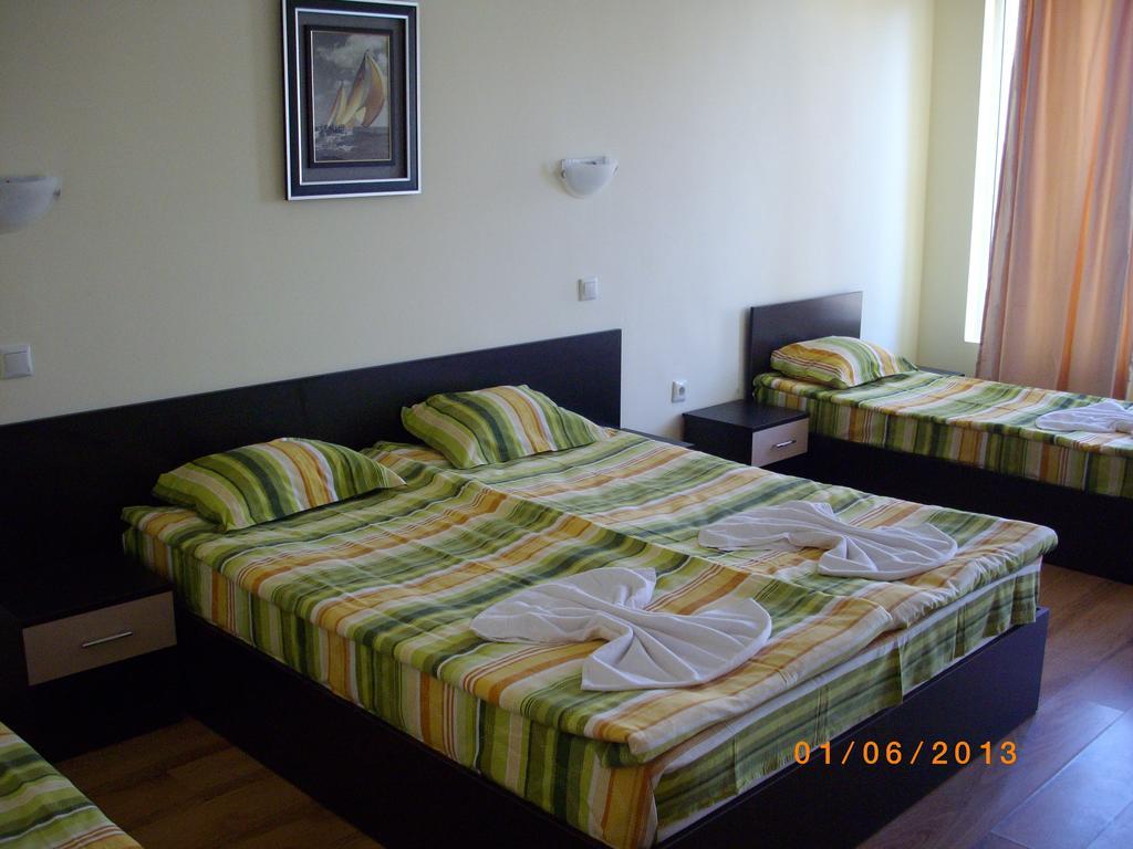 Семеен Хотел Атива - Family Hotel Ativa Lozenets Extérieur photo