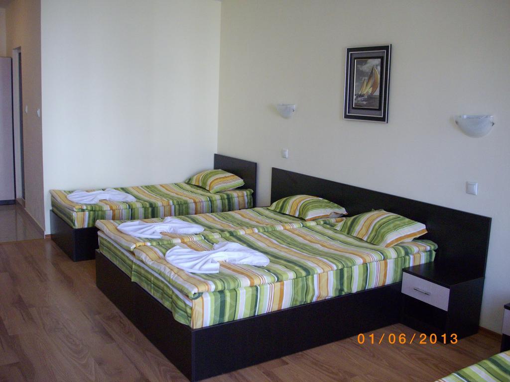 Семеен Хотел Атива - Family Hotel Ativa Lozenets Extérieur photo