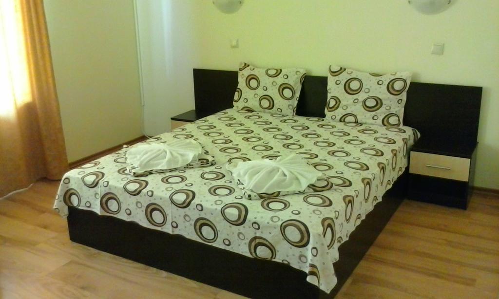 Семеен Хотел Атива - Family Hotel Ativa Lozenets Extérieur photo