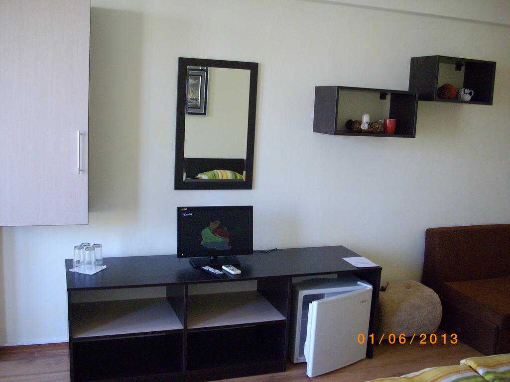 Семеен Хотел Атива - Family Hotel Ativa Lozenets Extérieur photo
