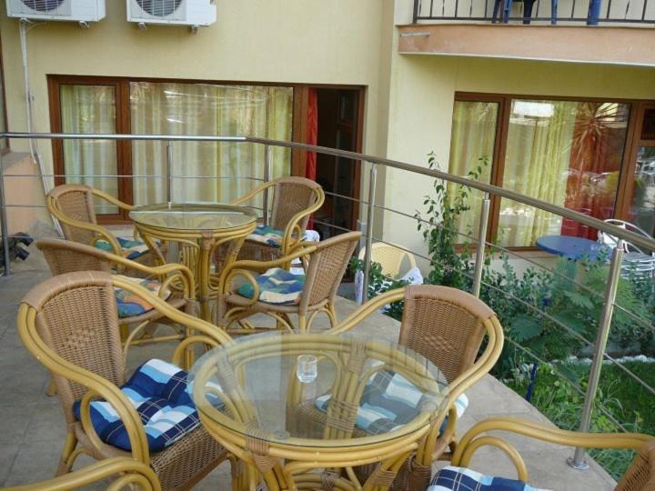 Семеен Хотел Атива - Family Hotel Ativa Lozenets Extérieur photo