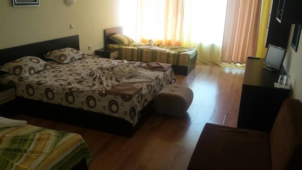 Семеен Хотел Атива - Family Hotel Ativa Lozenets Extérieur photo