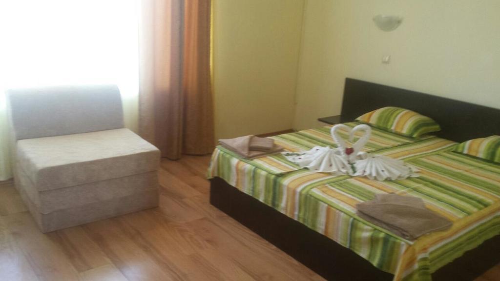 Семеен Хотел Атива - Family Hotel Ativa Lozenets Extérieur photo